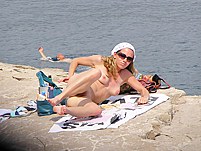 girls nude