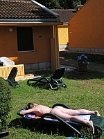 girls nude