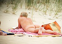 girls nude